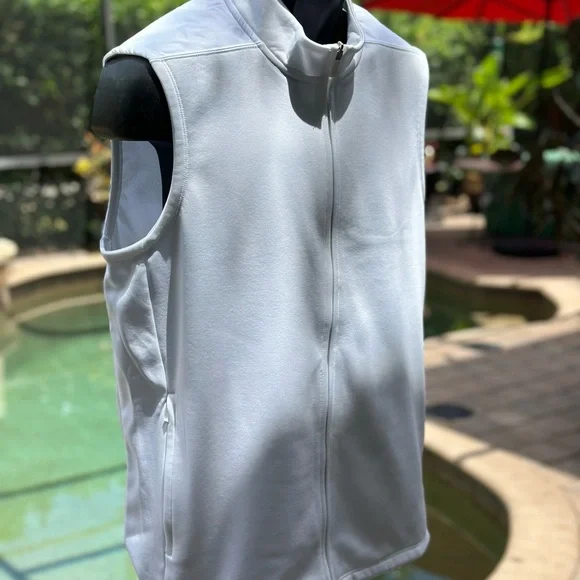NIKE MENS THERMA FIT GOLF VEST DQ4573-100